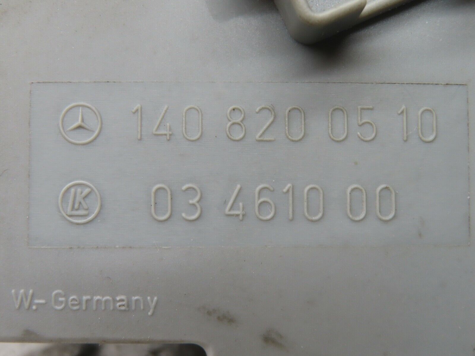 19466 Mercedes-Benz C140 CL420 Coupe Left Seat Adjustment Switch 1408200510