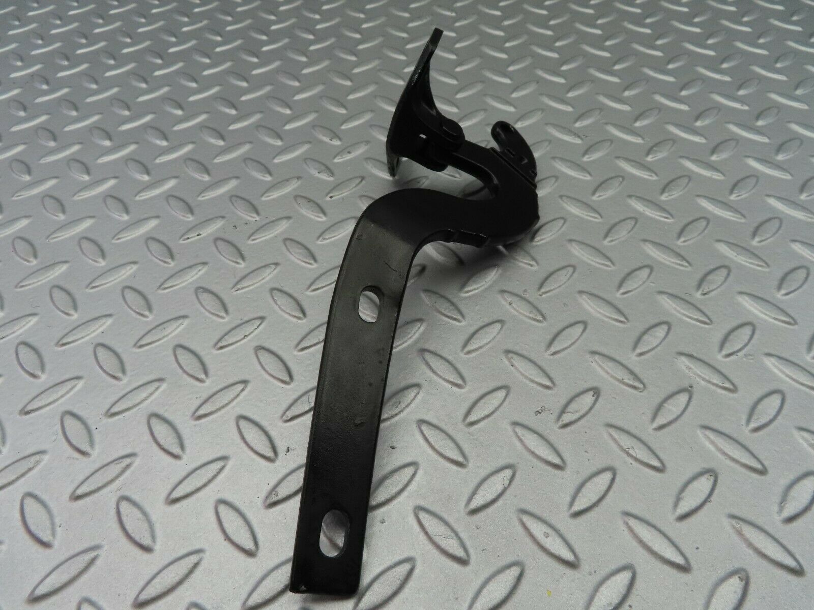 6786 Mercedes-Benz S124 E220 Wagon Trunk Lid Hinge Left Side 1247430351