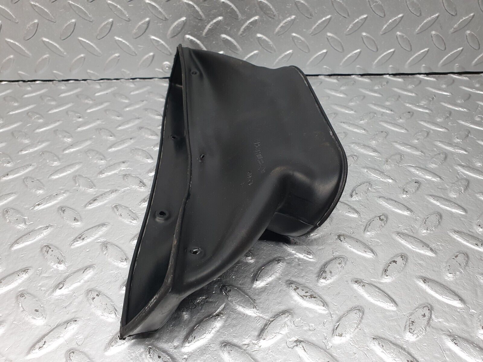 40959 Mercedes-Benz W126 300SE Heating Duct Rubber 1268320088