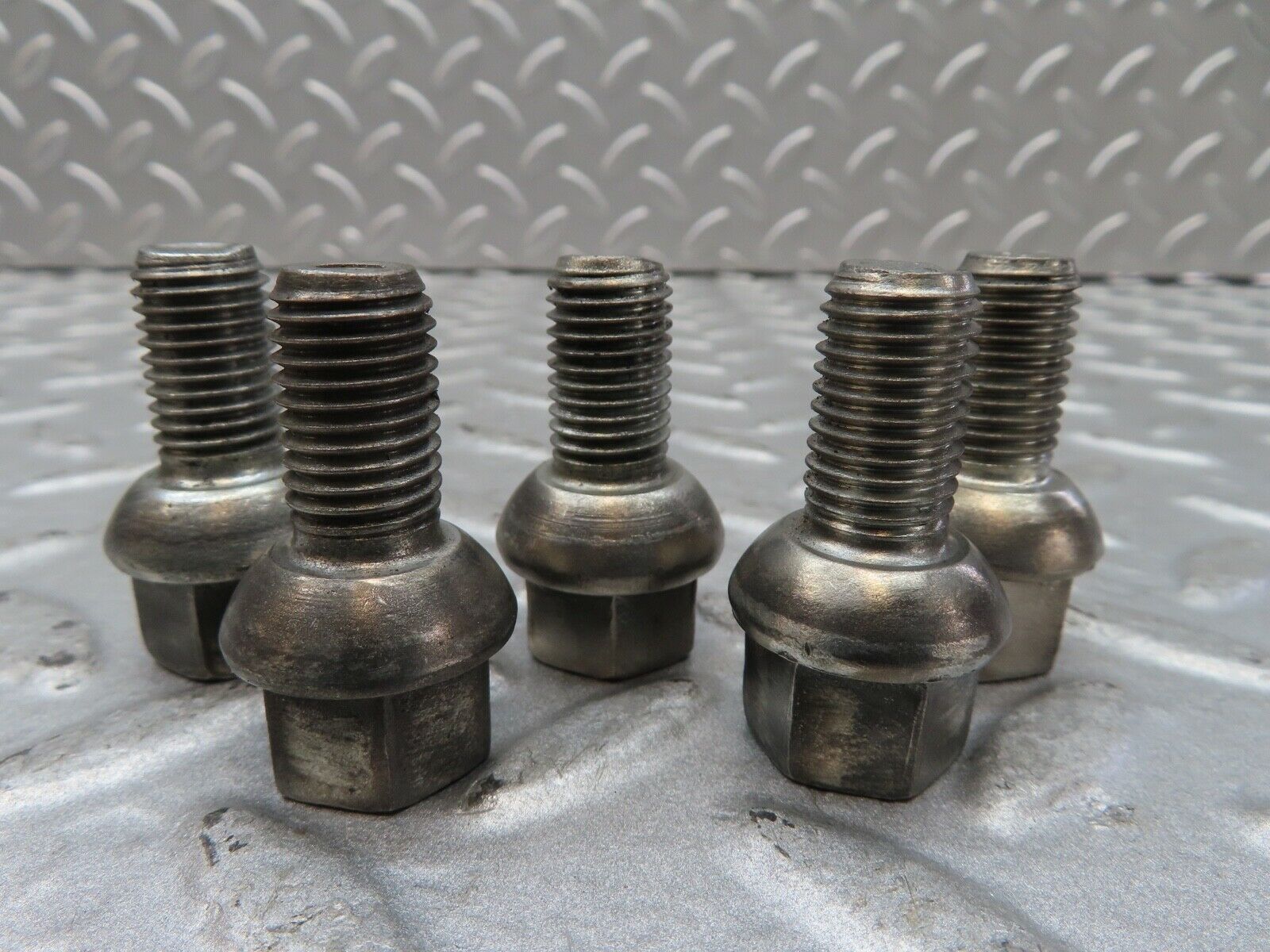16784 Mercedes-Benz 5x Steel Wheel Lug Bolt M12x1.5