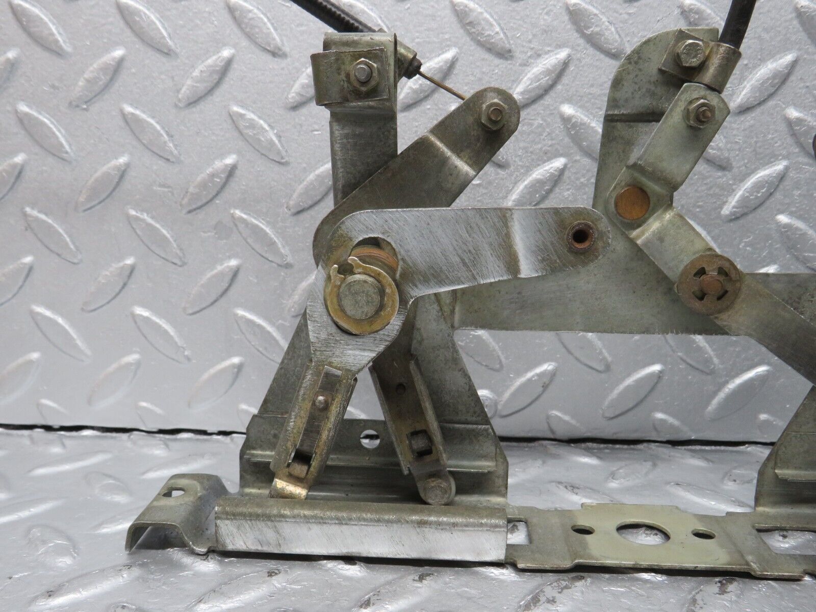 40257 Mercedes-Benz W110 230 Dashboard Heater Control