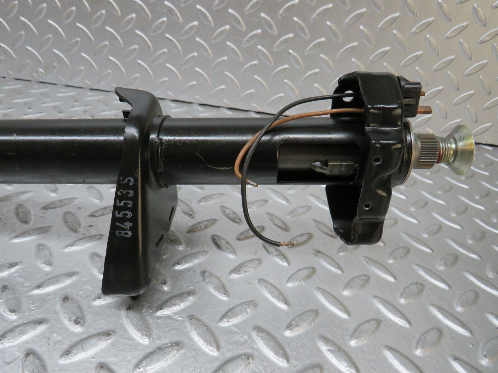 28474 Mercedes-Benz S123 240D Wagon Steering Column