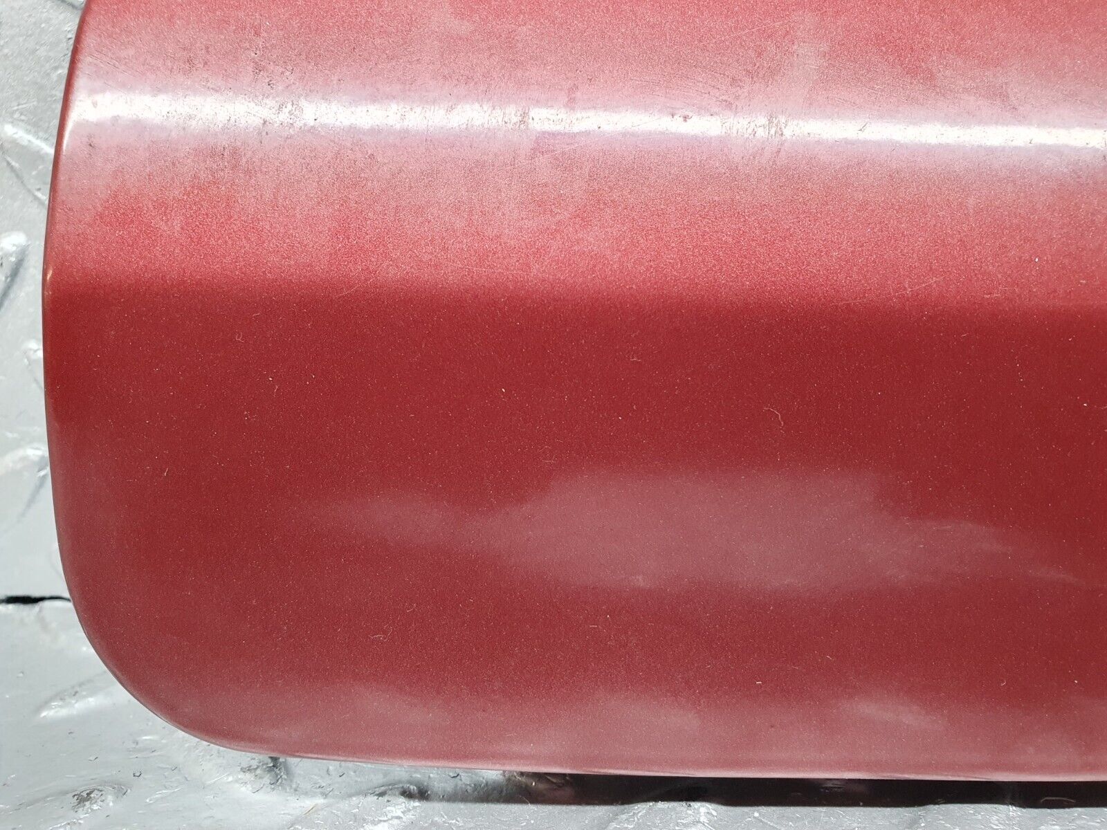 41001 Mercedes-Benz W126 300SE Fuel Tank Flap Cap 1265842539