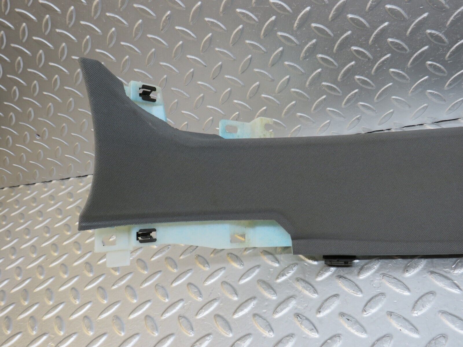 35122 Mercedes-Benz W221 C Pillar Cover Grey Left Side 2216900725