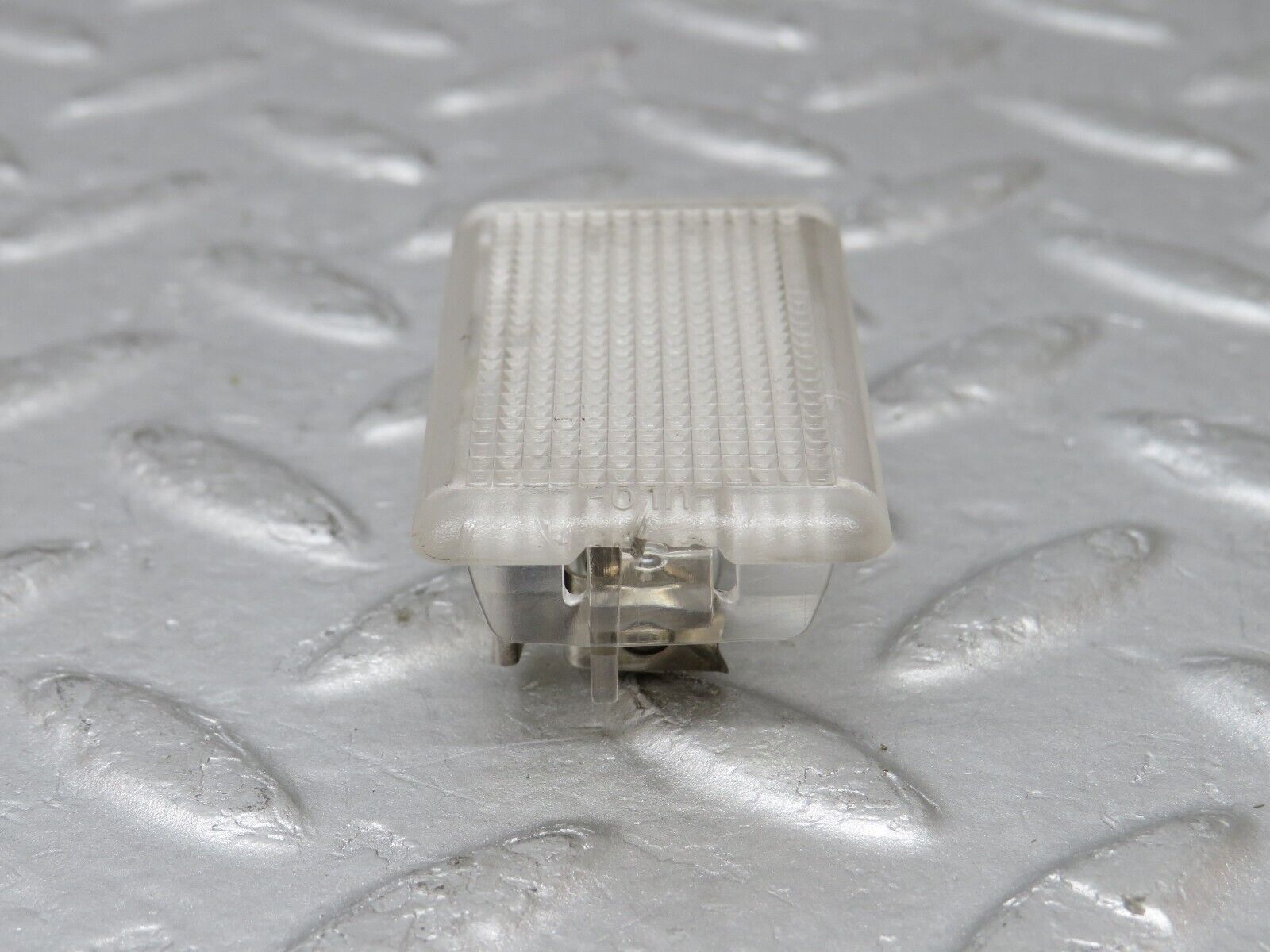 36051 Mercedes-Benz W126 420SE Glove Box Light 1268201301