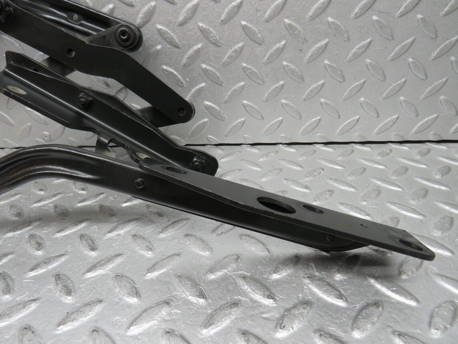 37852 Mercedes-Benz A124 320E Cabriolet Trunk Boot Soft Top Hinge Right Side