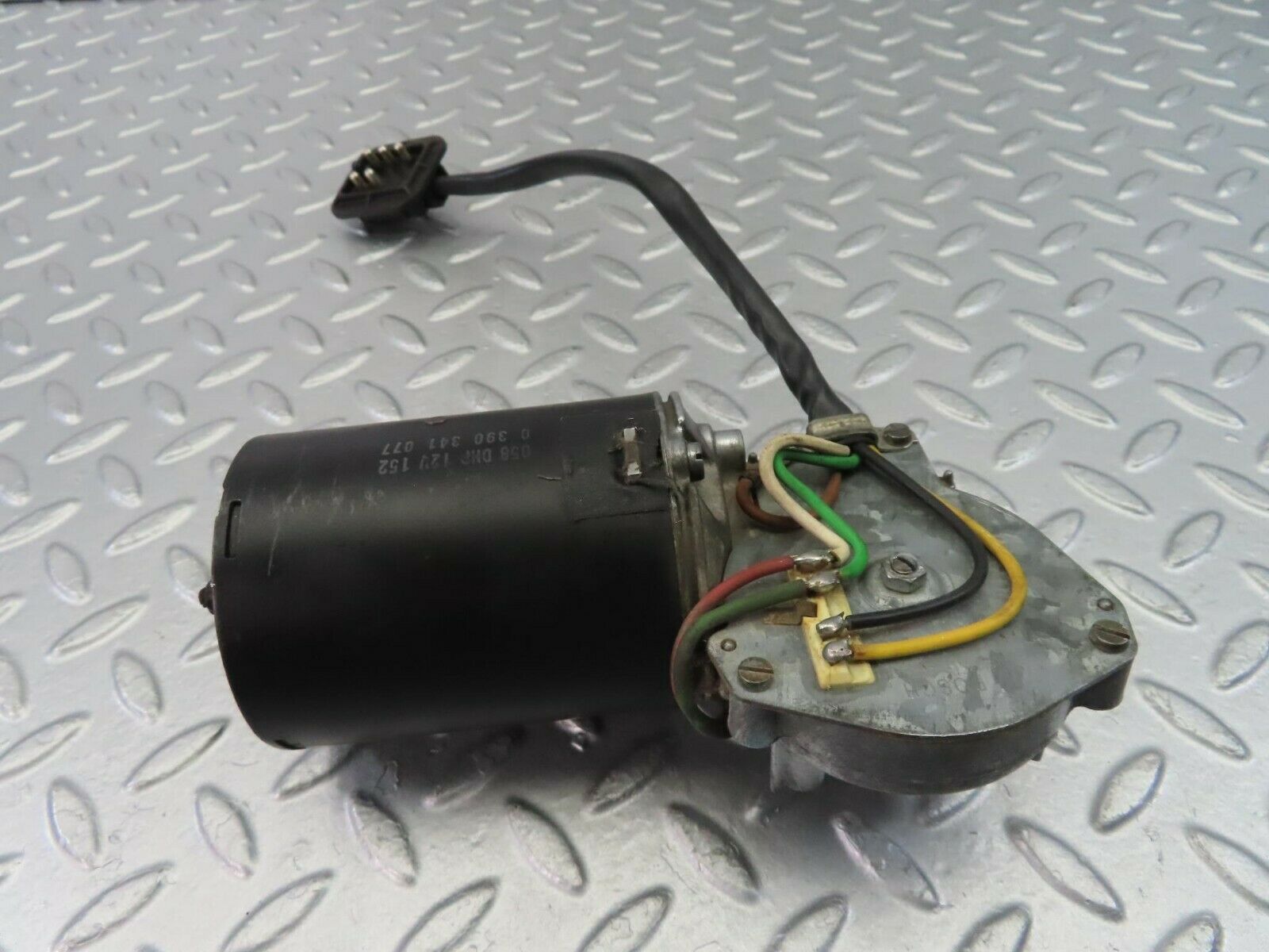 9923 Mercedes-Benz C123 230CE Coupe Wiper Motor Bosch 0390341077