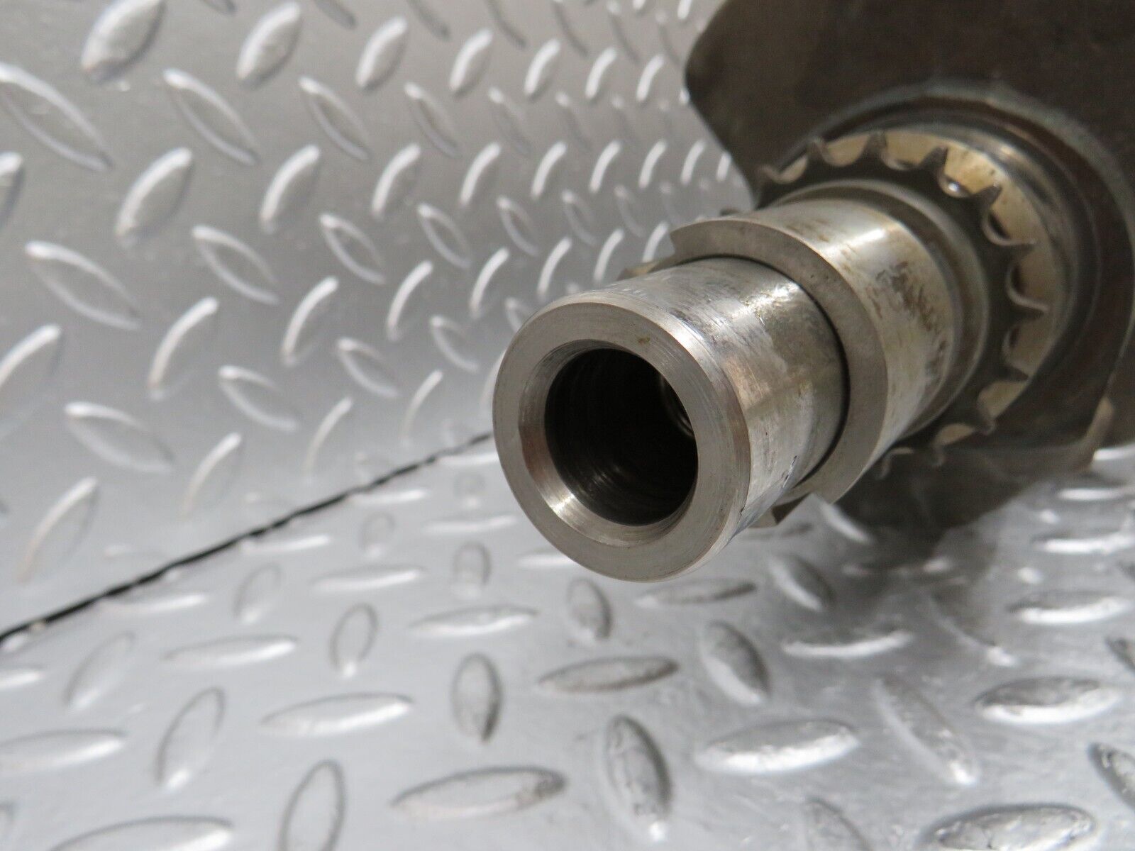 30893 Mercedes-Benz W201 190E 2.0L Crankshaft 1020310101