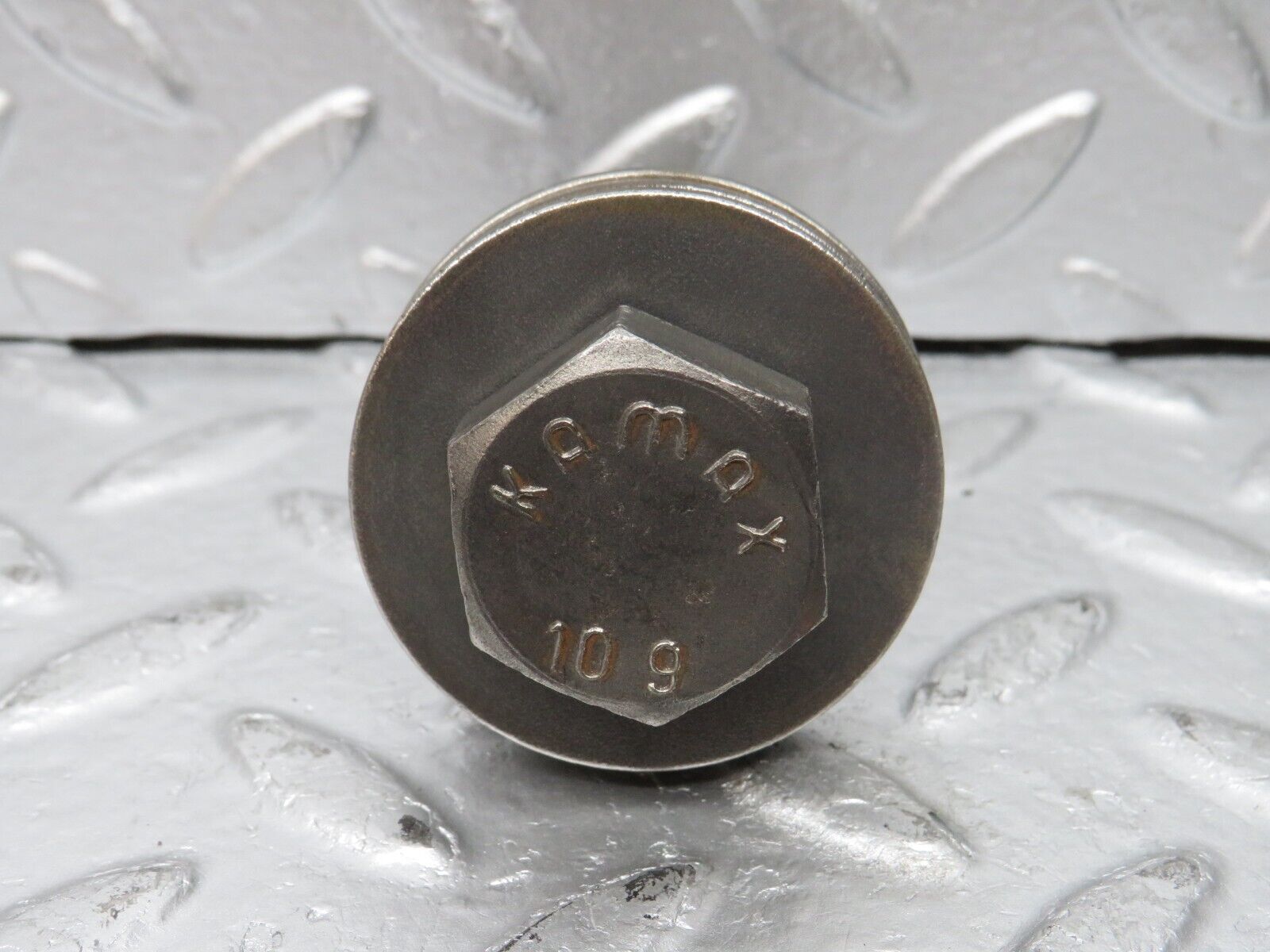 30874 Mercedes-Benz W201 190E 2.0L Crankshaft Bolt