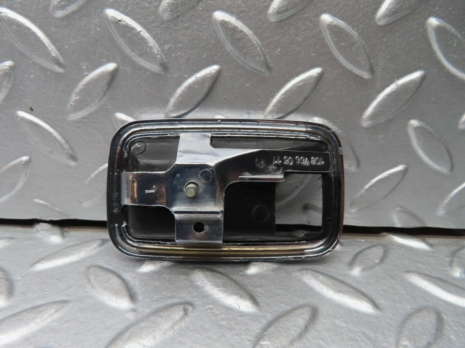 20815 Mercedes-Benz W114 250CE Coupe Chrome Frame For Door Opener 1087660511