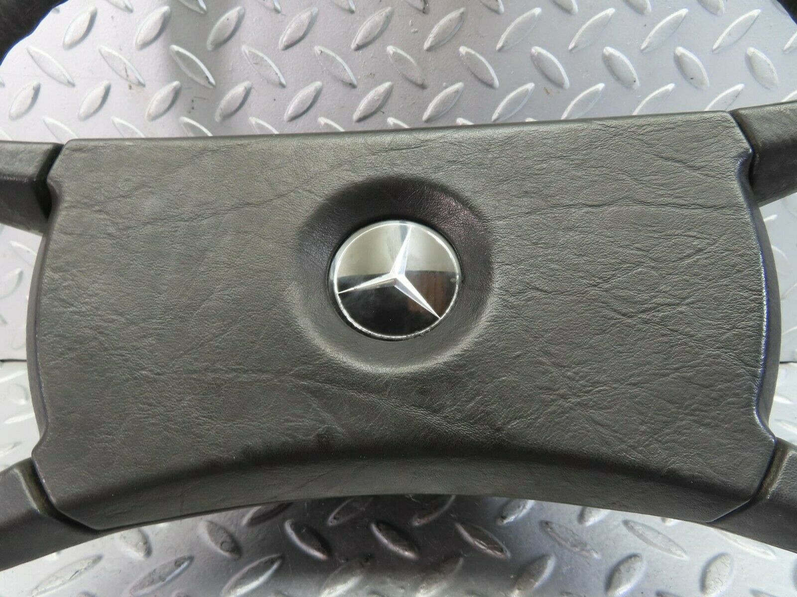 9562 Mercedes-Benz C123 280CE Coupe Steering Wheel 1264640017