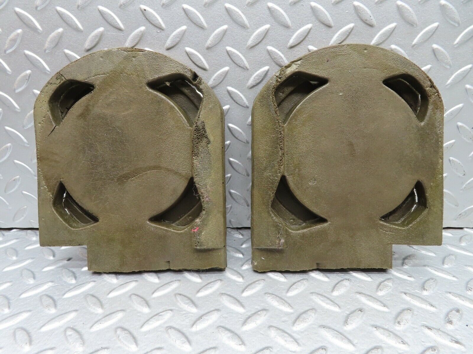 19355 Mercedes-Benz C140 CL420 Coupe Parcel Shelf Speaker Insulation