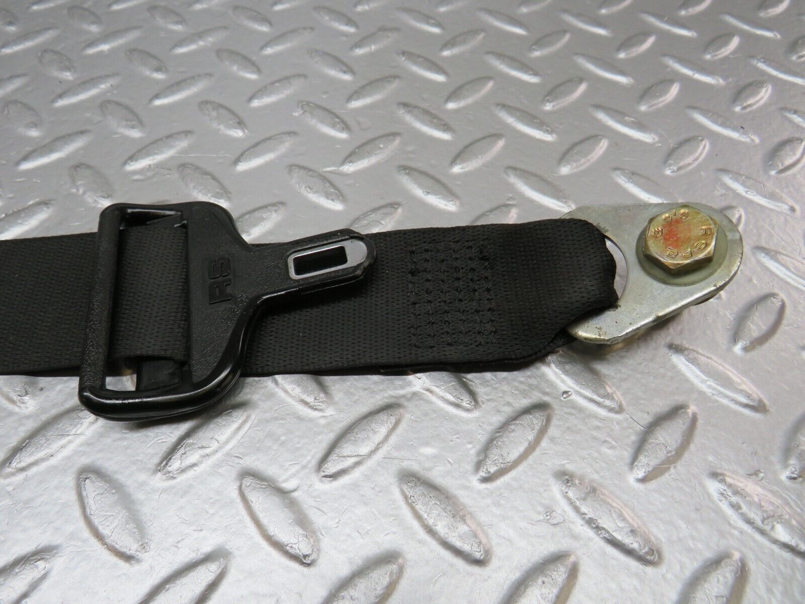 29604 Mercedes-Benz W124 230E Front Right Seat Belt With Buckle 2018607285