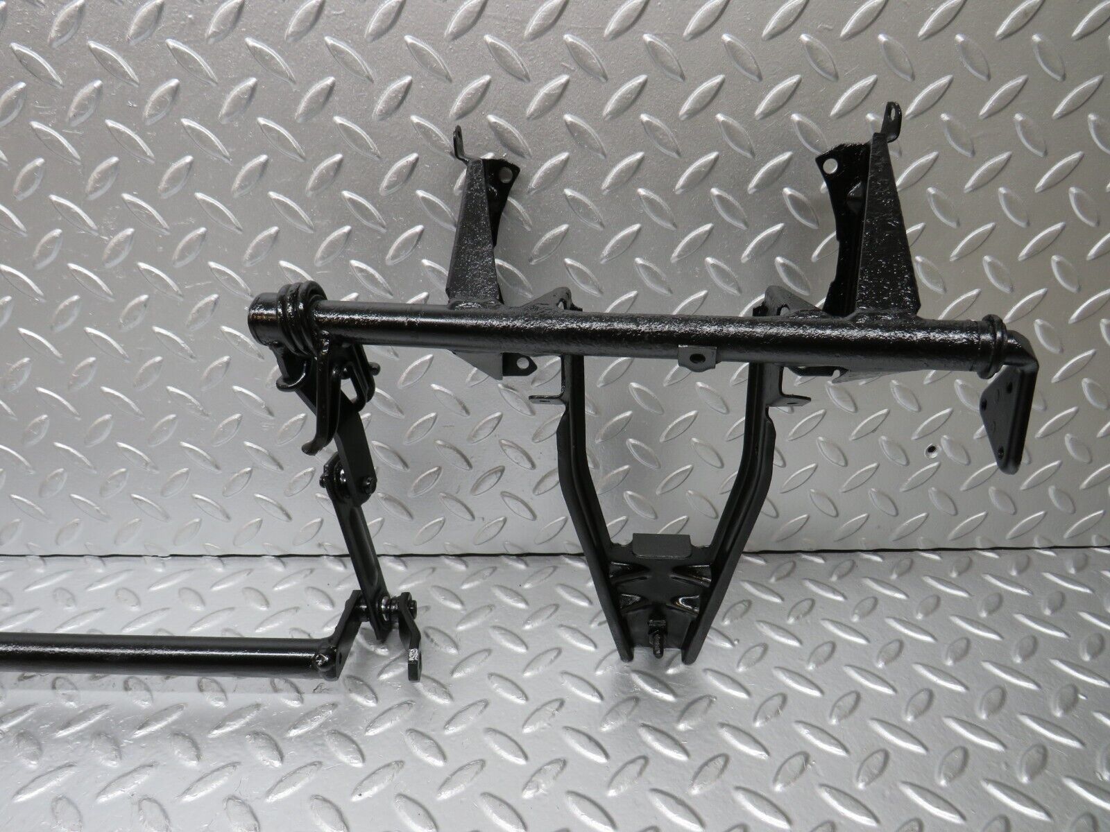 29970 Porsche 924 Headlight Lift Linkage Pivot Bar Rod