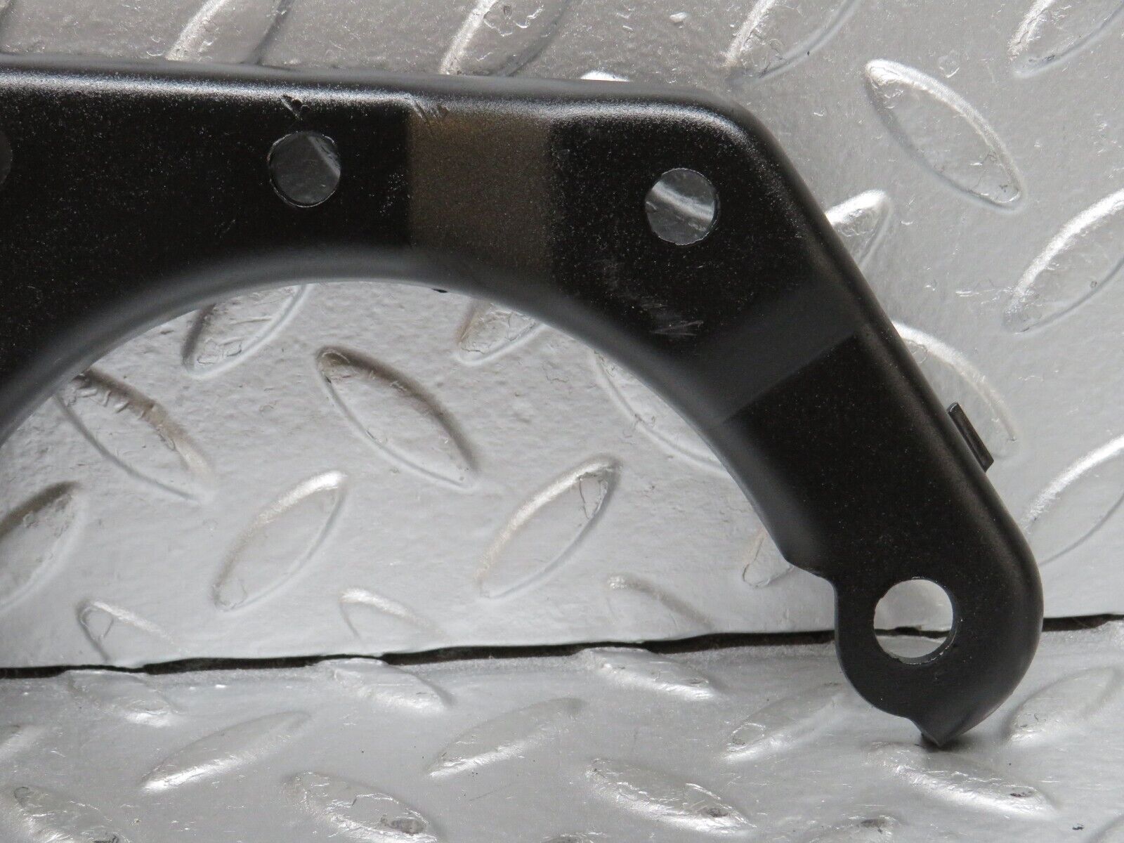 31787 Mercedes-Benz W201 190LE 1.8L Alternator Generator Holder Bracket