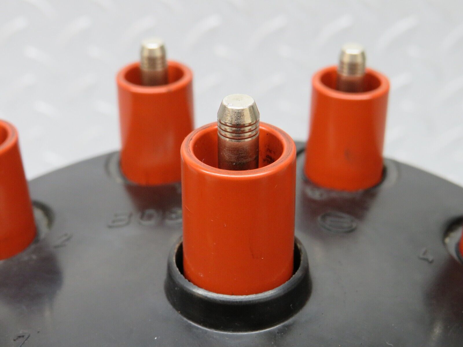 36262 Mercedes-Benz W126 420SE Ignition Distributor Bosch 0031584401 023750500