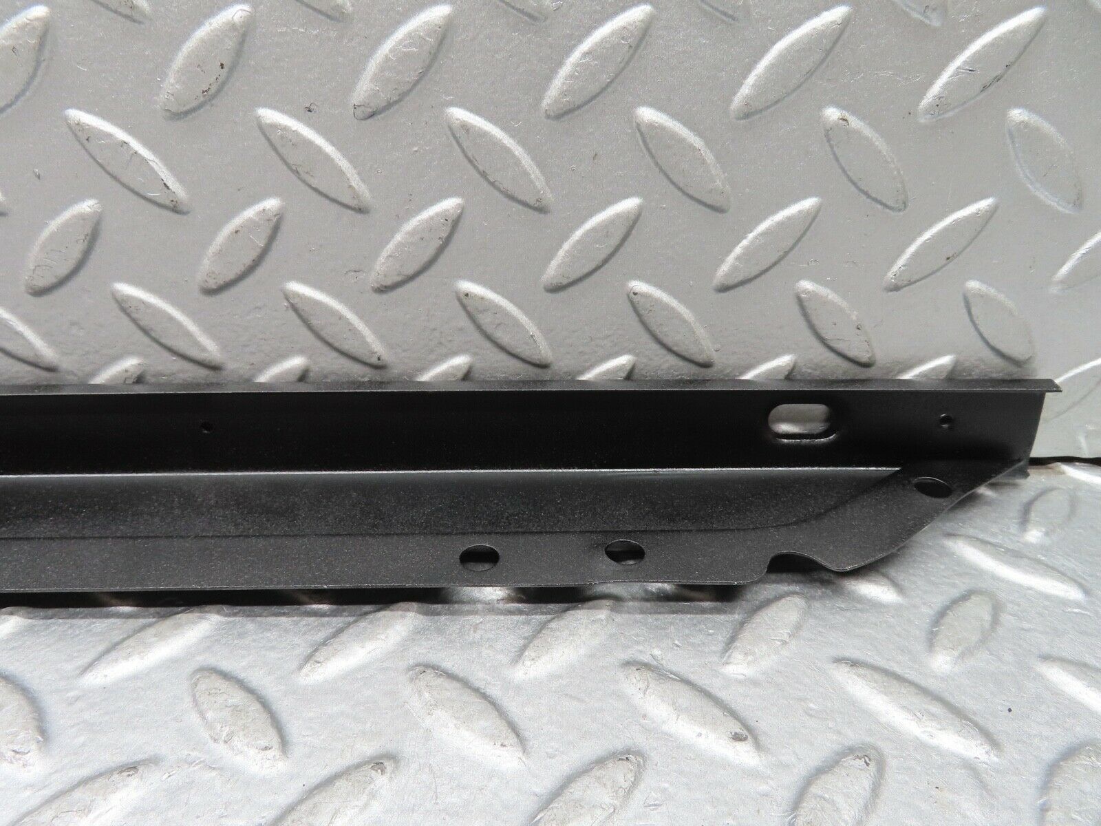 18537 Mercedes-Benz W111 220SE Coupe Rear Window Channel Support