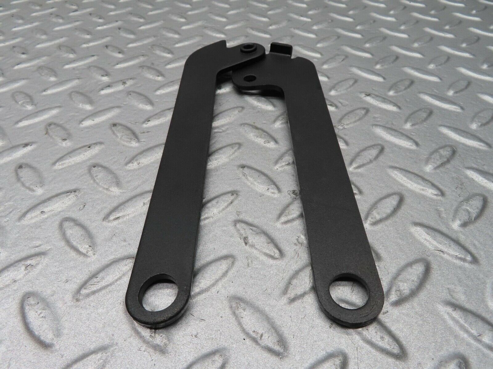 14489 Mercedes-Benz W116 350SE Bonnet Hinge Right Side