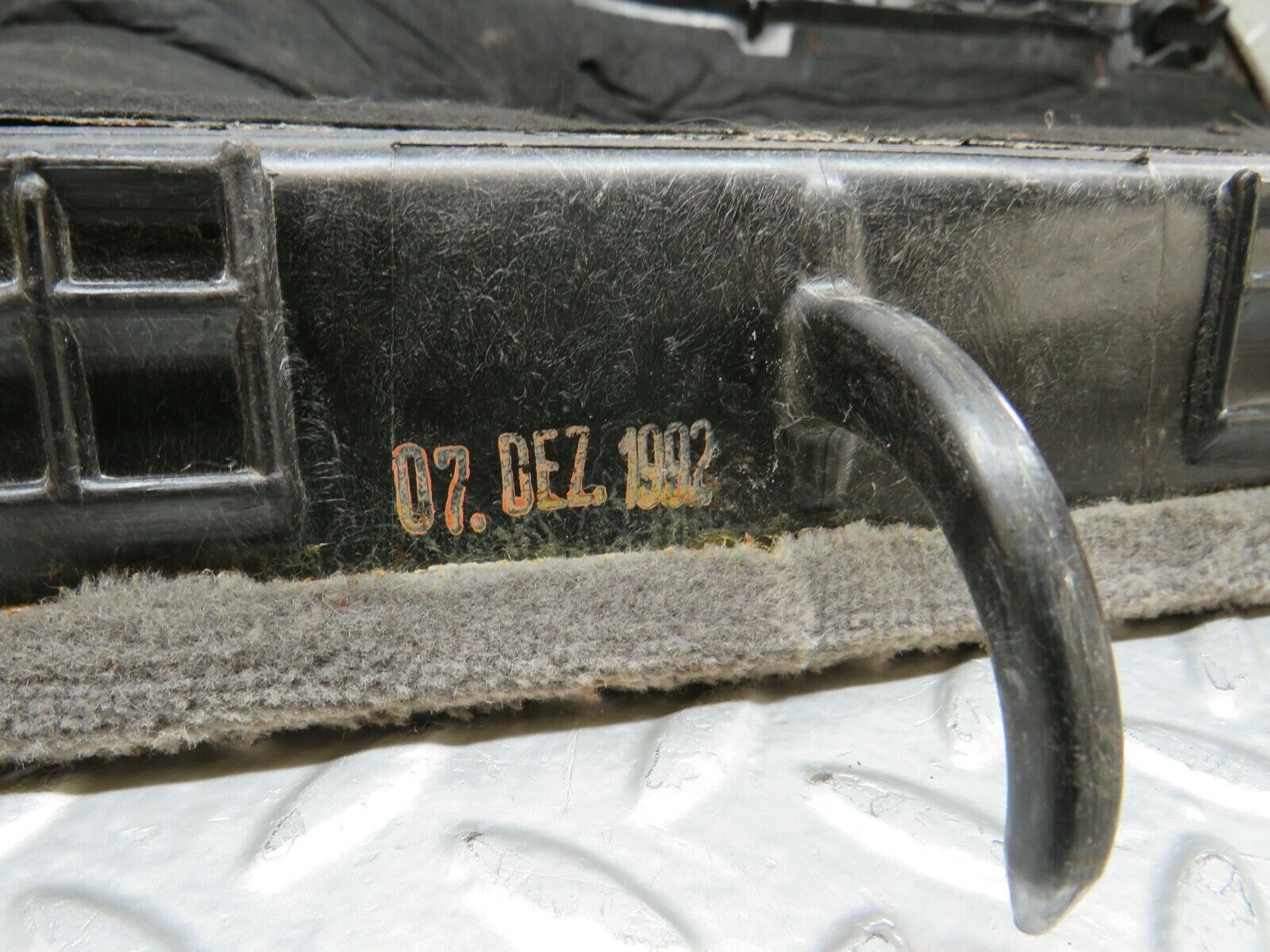 24325 Mercedes-Benz S124 220TE Wagon Trunk Side Panel Cover Left Grey