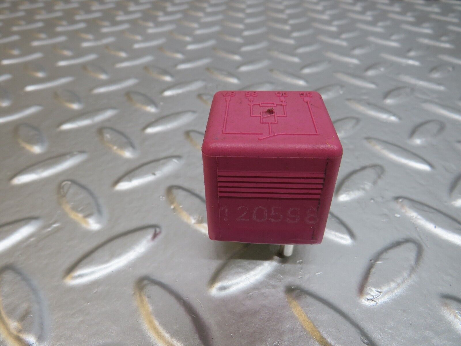 24679 Mercedes-Benz W140 S320 Multi Purpose Relay 0015427419