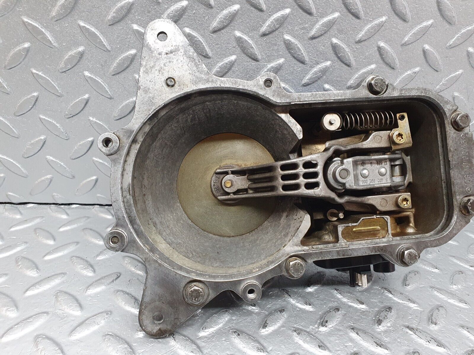 41095 Mercedes-Benz W126 300SE Air Flow Mass Meter Sensor Bosch 1031410345 0438121033 1160700274