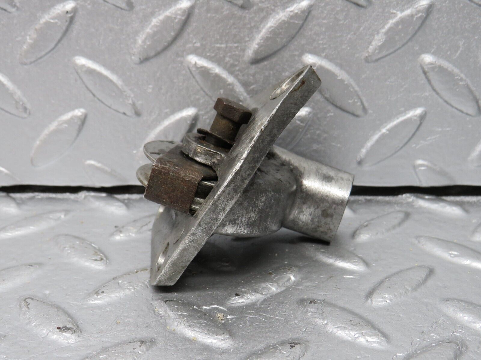 40468 Mercedes-Benz W110 230 Handbrake Cable Regulator 1104271381