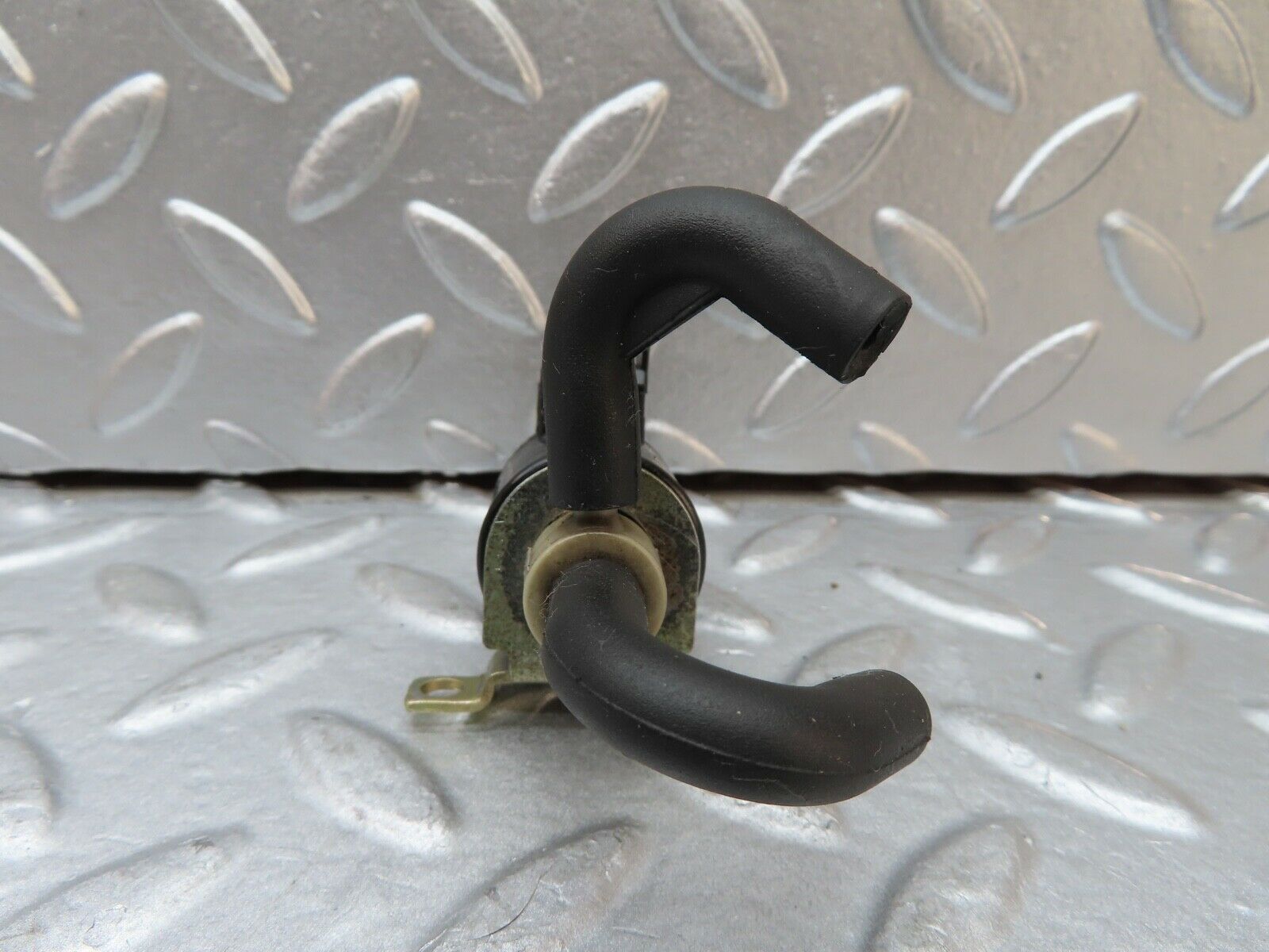 19921 Mercedes-Benz R129 300SL Coupe Vacuum Valve Solenoid 1170780981