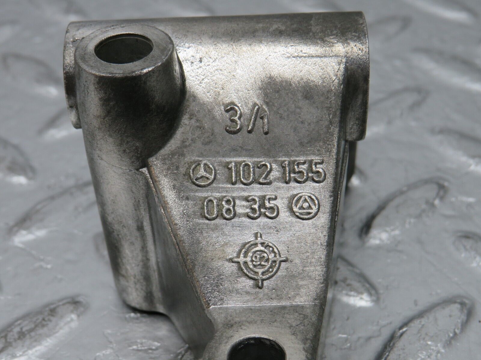 30429 Mercedes-Benz W124 230E Alternator Generator Support 1021550835