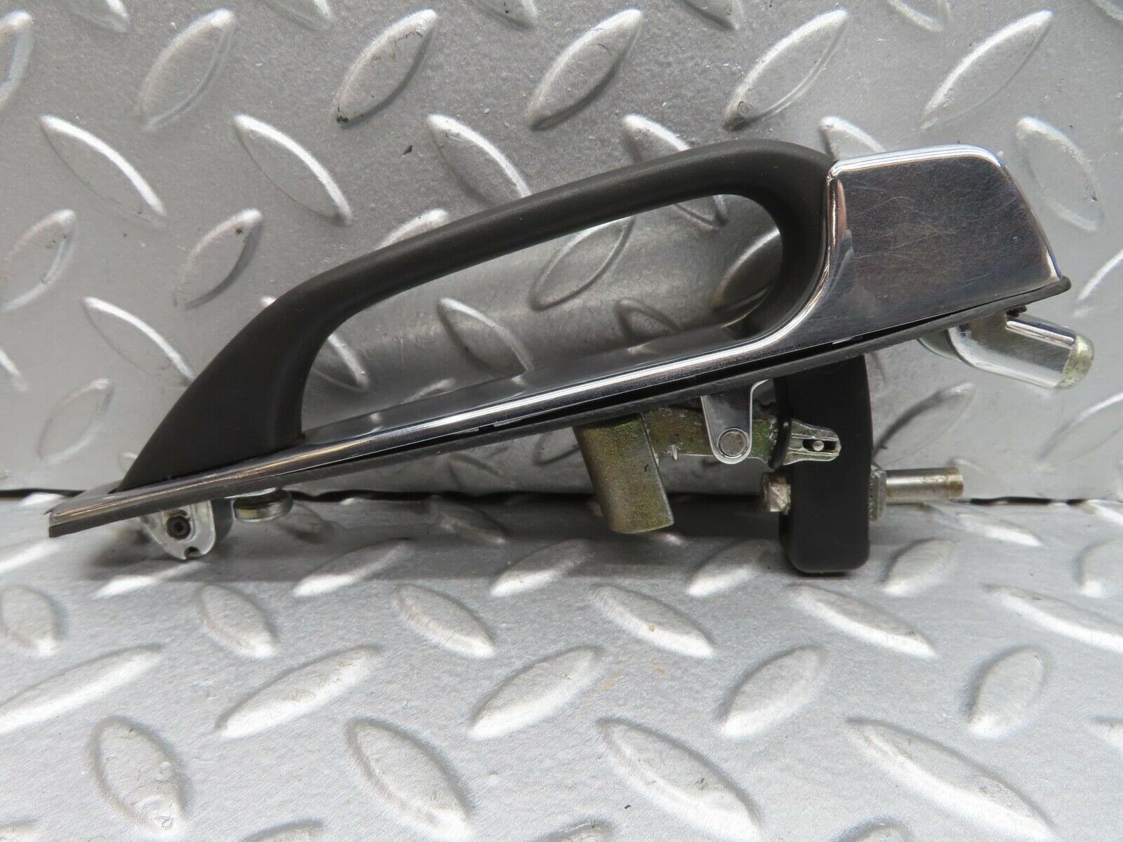 13865 Mercedes-Benz W123 200 Exterior Chrome Door Handle Rear 1237600359