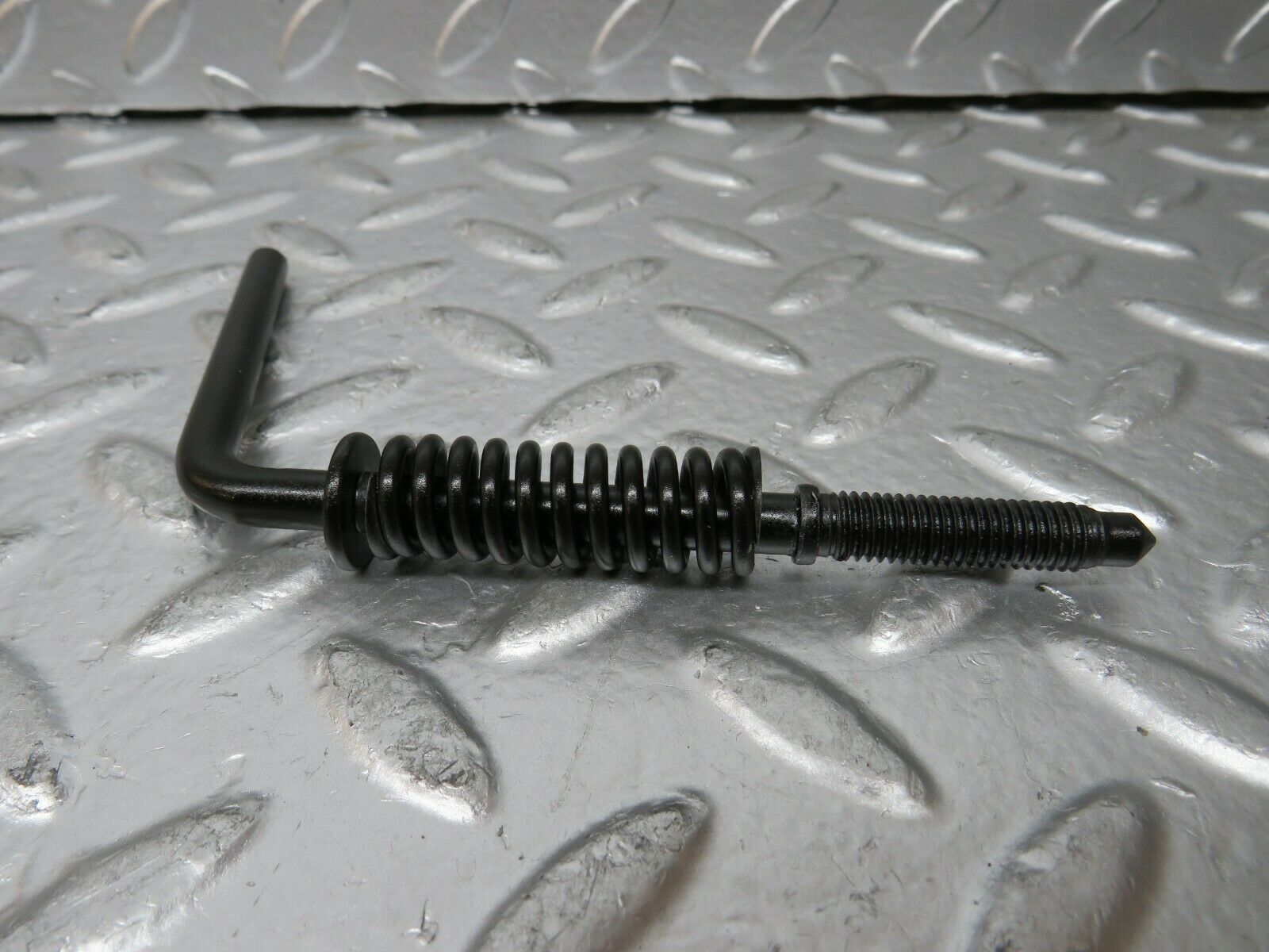 24232 Mercedes-Benz S124 220TE Wagon Spare Wheel Holder