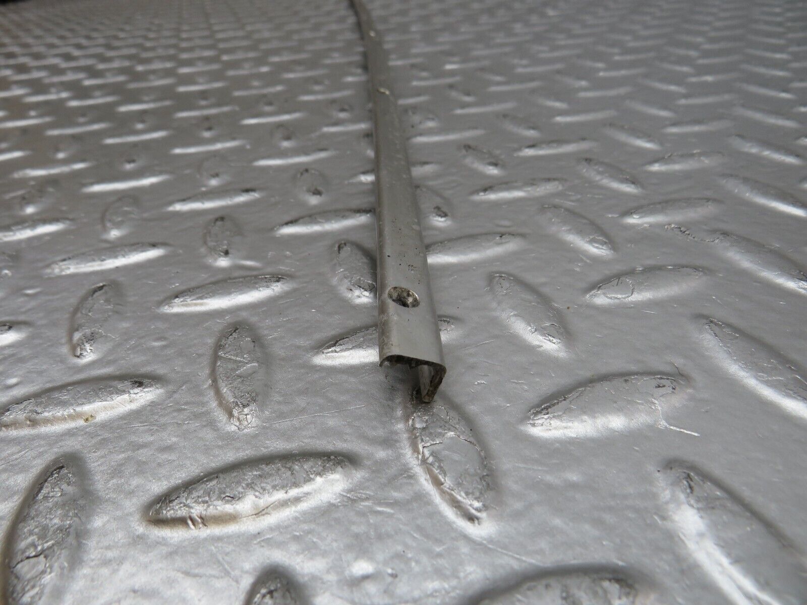 29607 Mercedes-Benz W124 230E Sunroof Trim