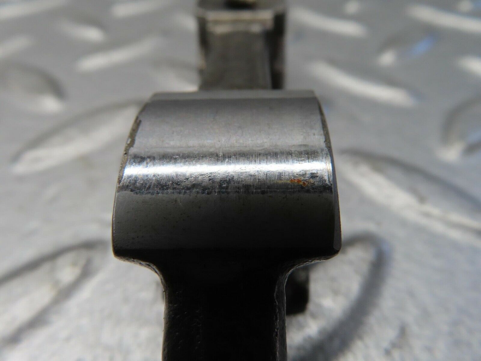 13375 Mercedes-Benz W111 230S Valve Rocker Arm With Retaining Spring