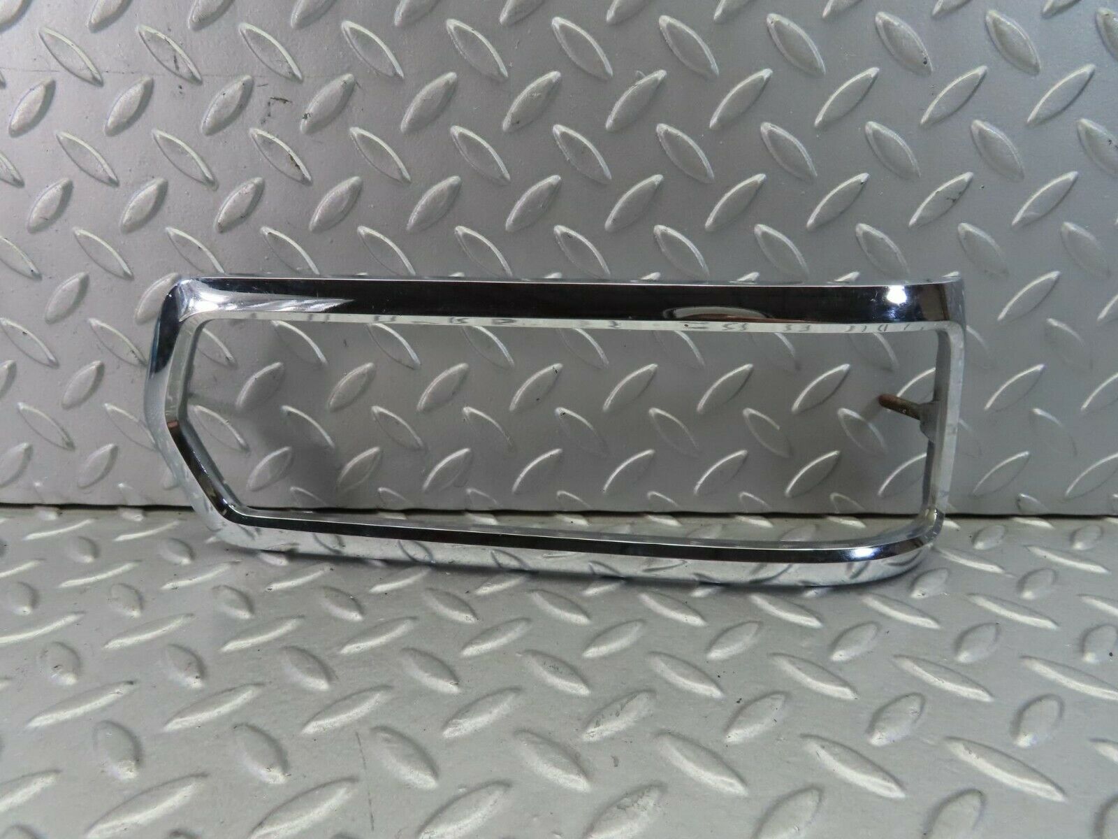 8099 Mercedes-Benz W108 Tail Light Chrome Frame Right 1088260259