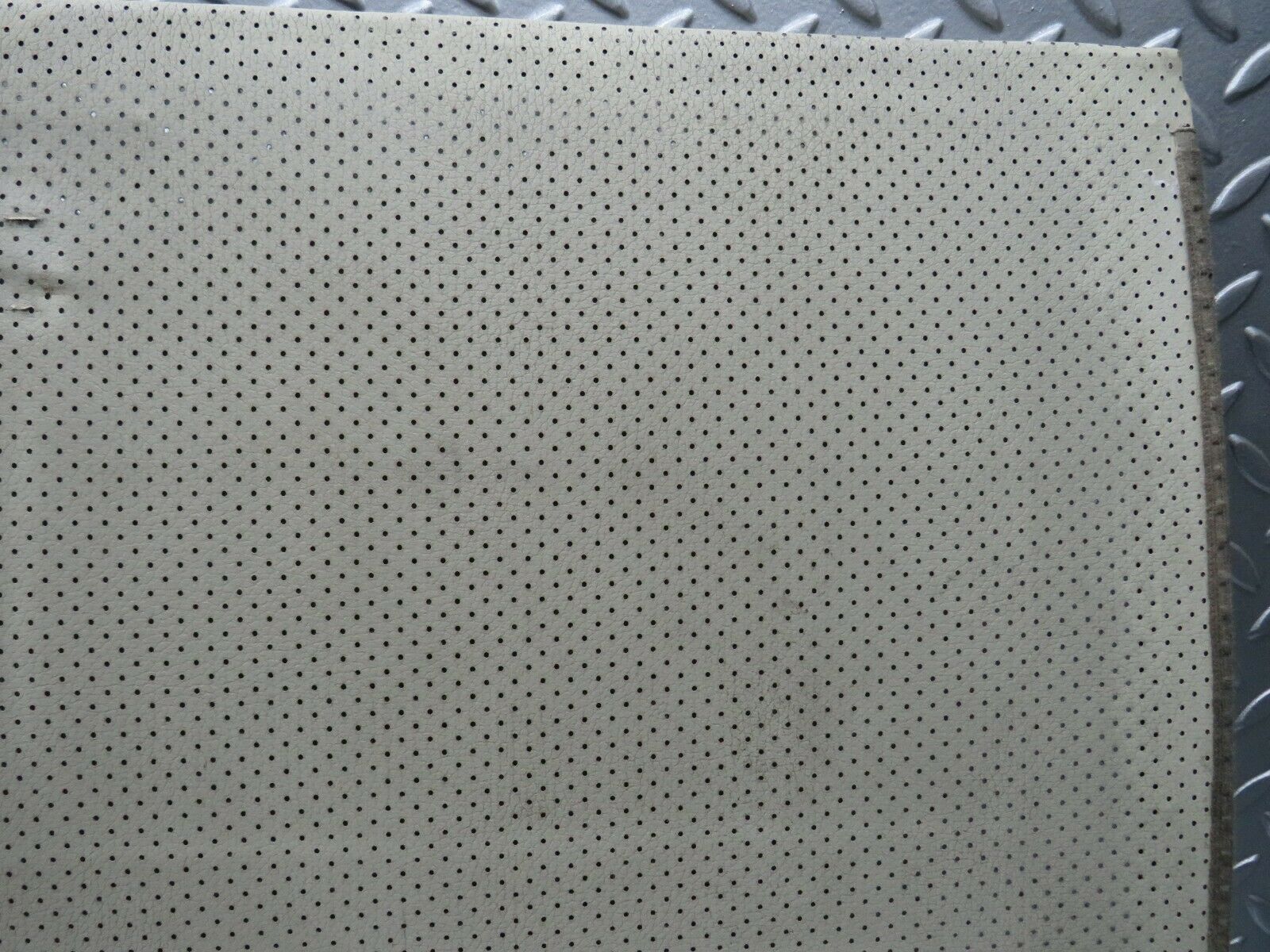 22883 Mercedes-Benz C107 450SLC Coupe Interior Sunroof Cover Panel