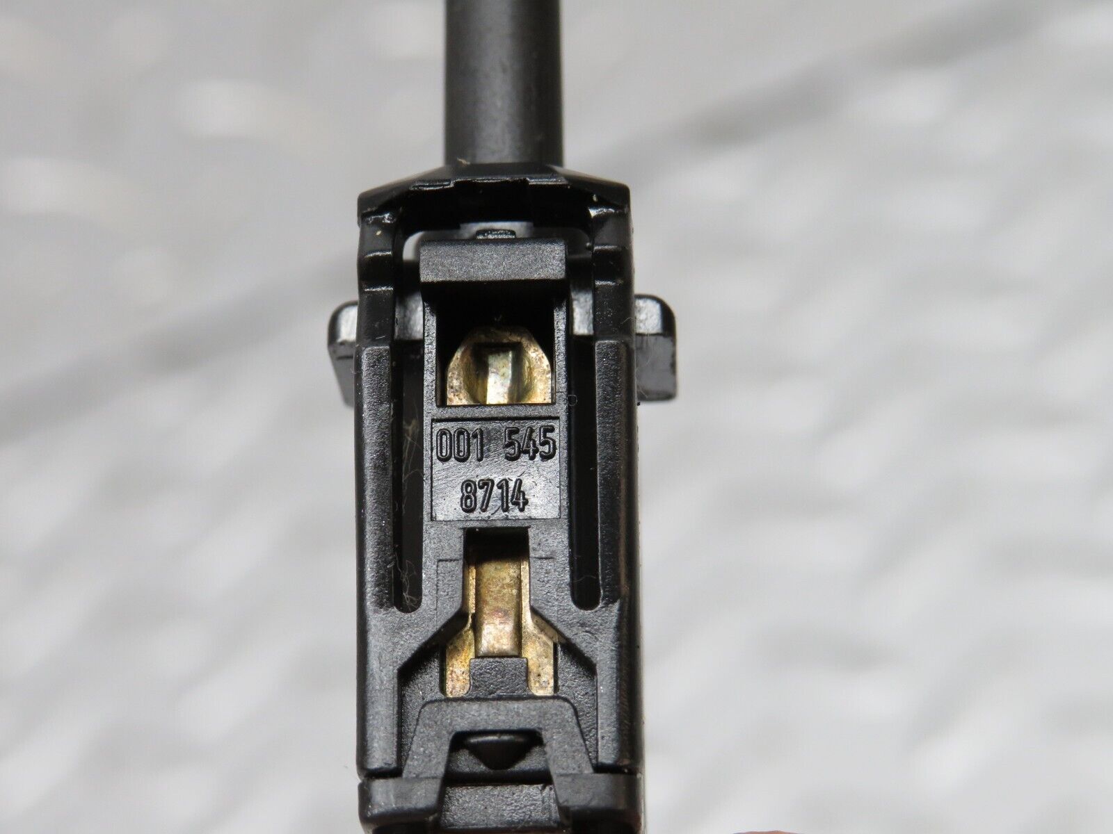 0587 Mercedes-Benz W123 230E Door Contact Switch 0015458714