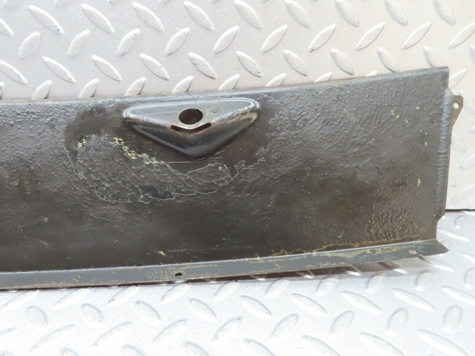 19130 Mercedes-Benz W123 300D Wiper Motor Assembly Cover Access Panel