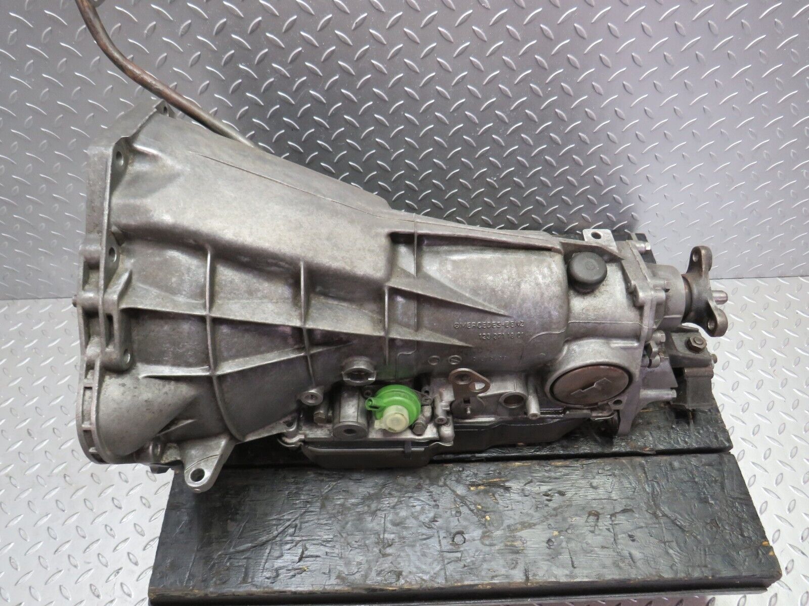 32224 Mercedes-Benz W123 230E Automatic Gearbox 722.401 1232711801
