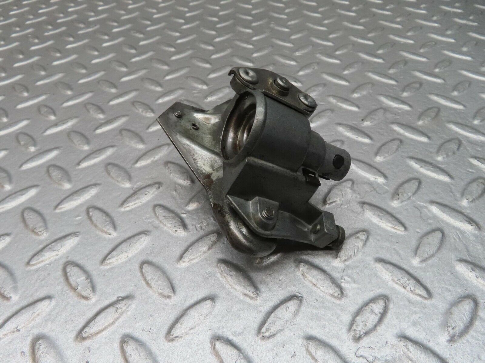 12903 Mercedes-Benz W111 220SE Vent Window Regulator Right