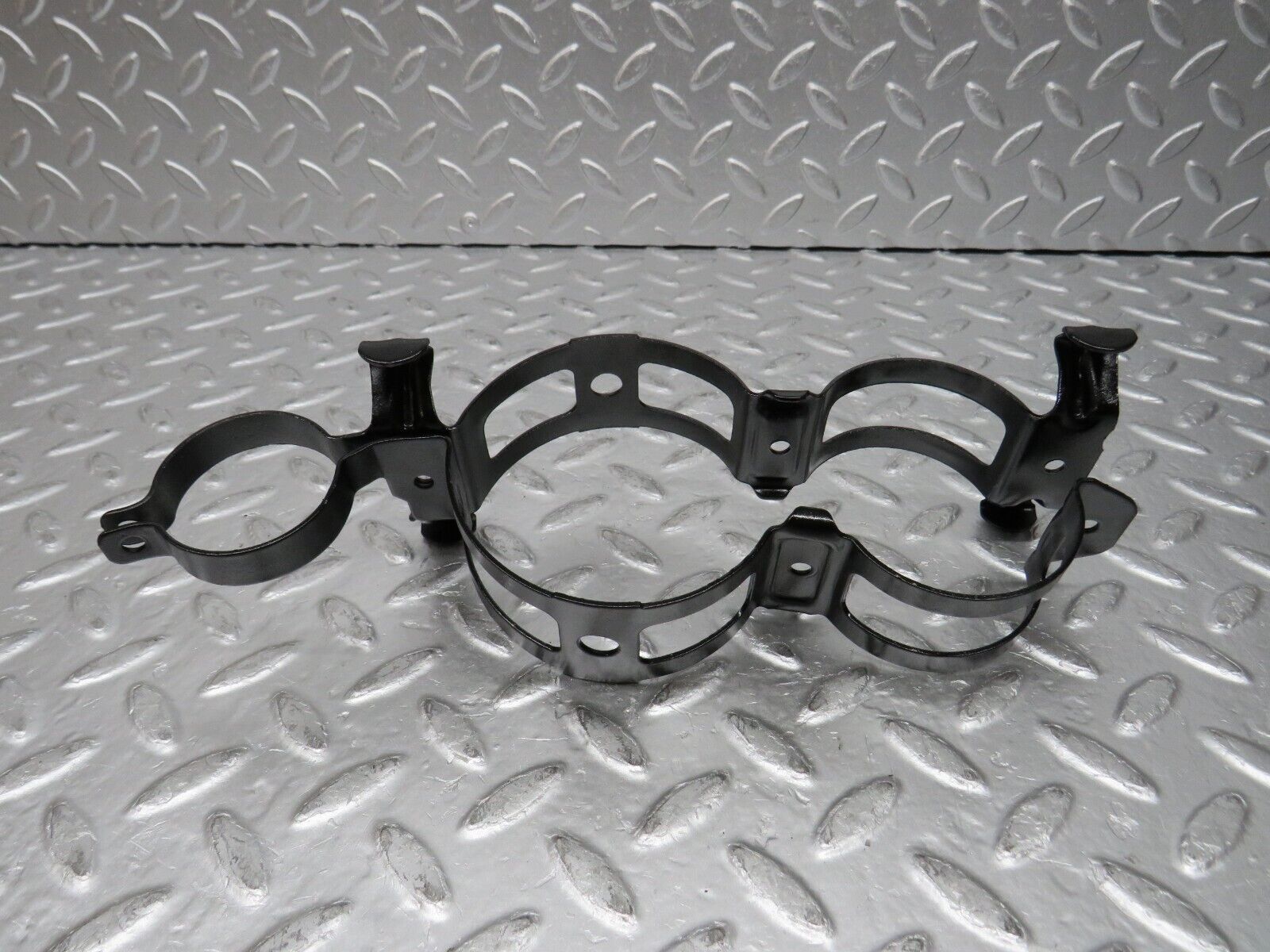 31694 Mercedes-Benz W201 190LE 1.8L Fuel Pump Fuel Filter Bracket Holder