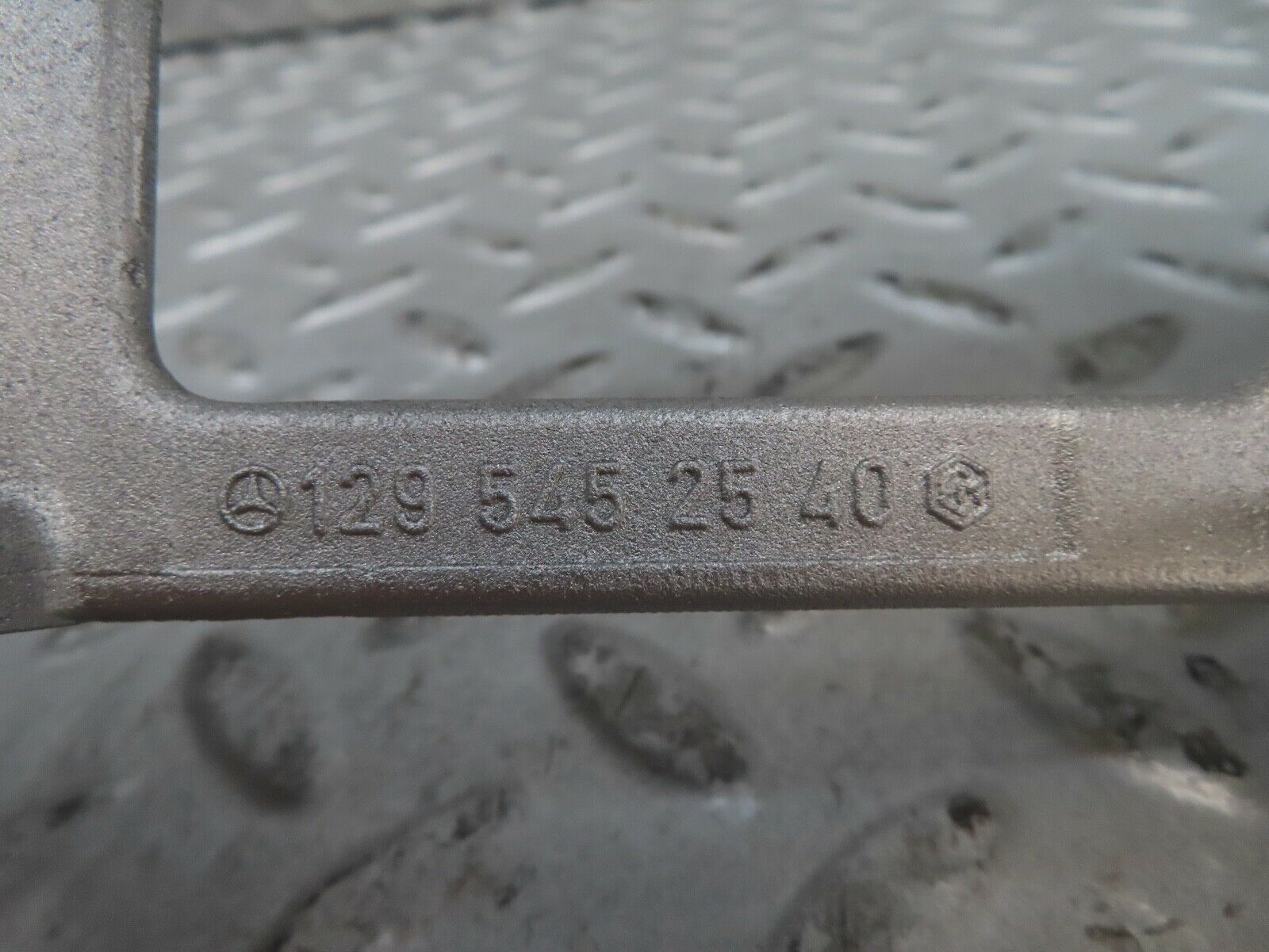 17154 Mercedes-Benz R129 300SL Coupe ECU Holder 1295452540