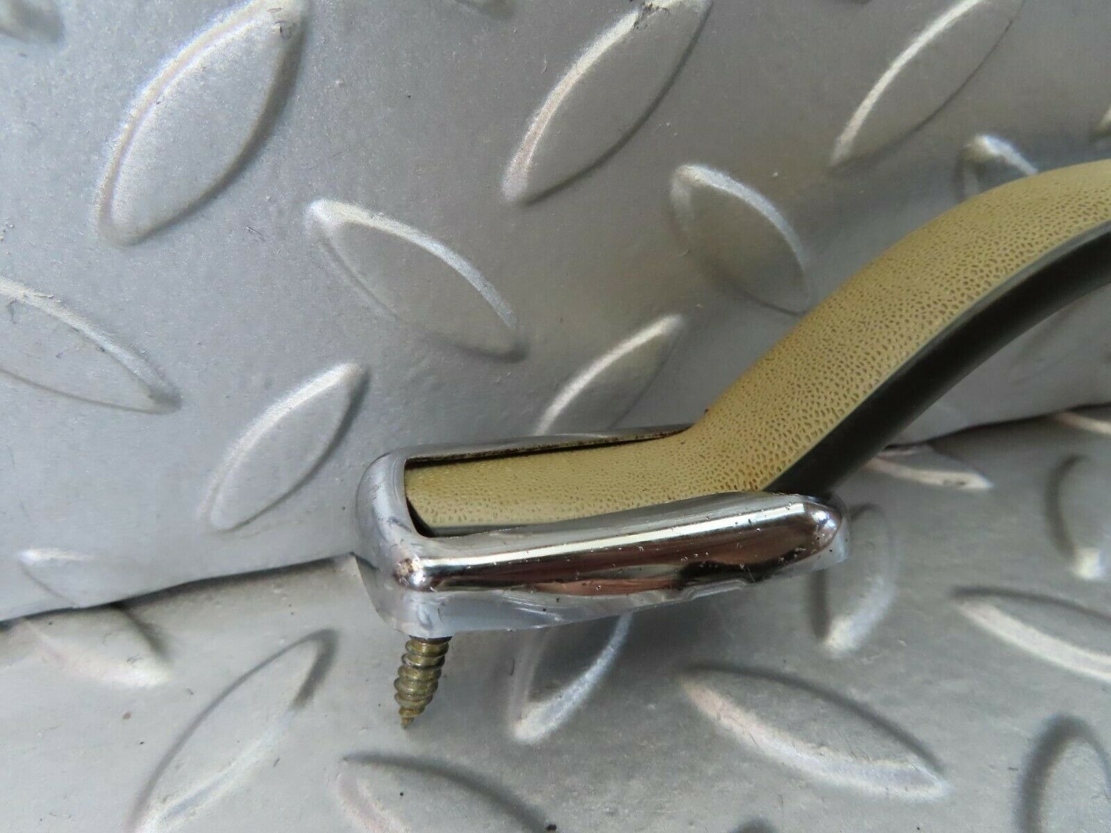 7302 Mercedes-Benz W116 450SE Interior Roof Grab Handle Rear