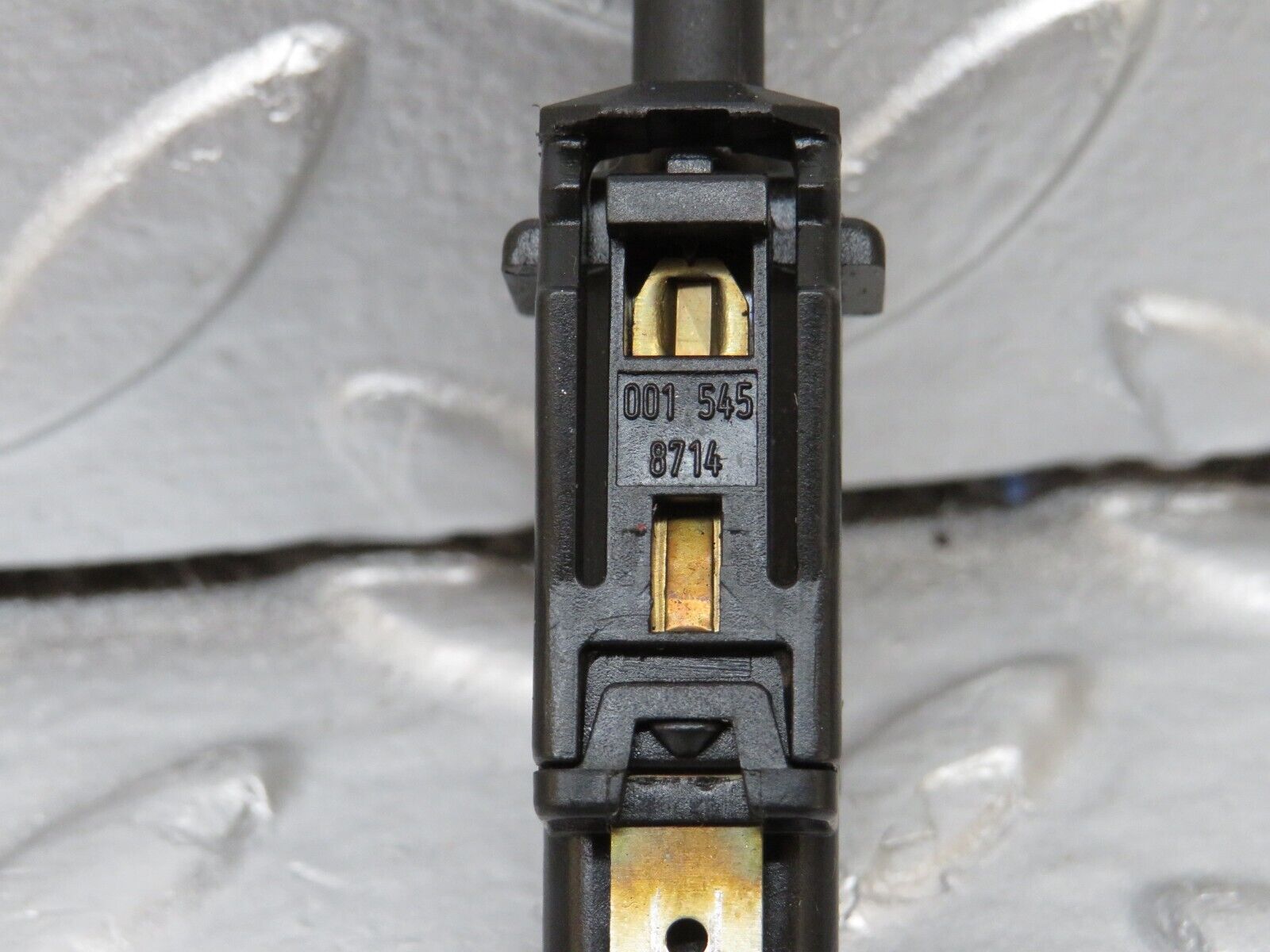 34137 Mercedes-Benz W124 260E Door Contact Switch 0015458714