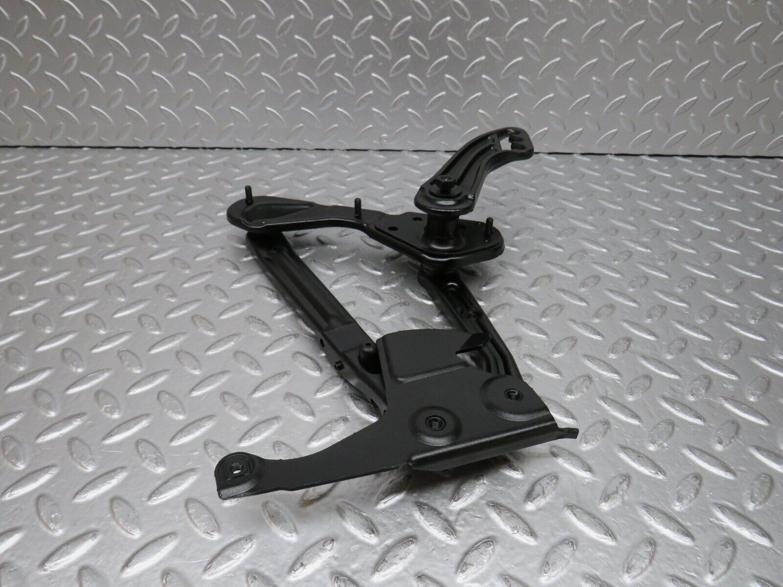 31440 Mercedes-Benz S124 220TE Wagon Bonnet Hinge Right Side 1298870274