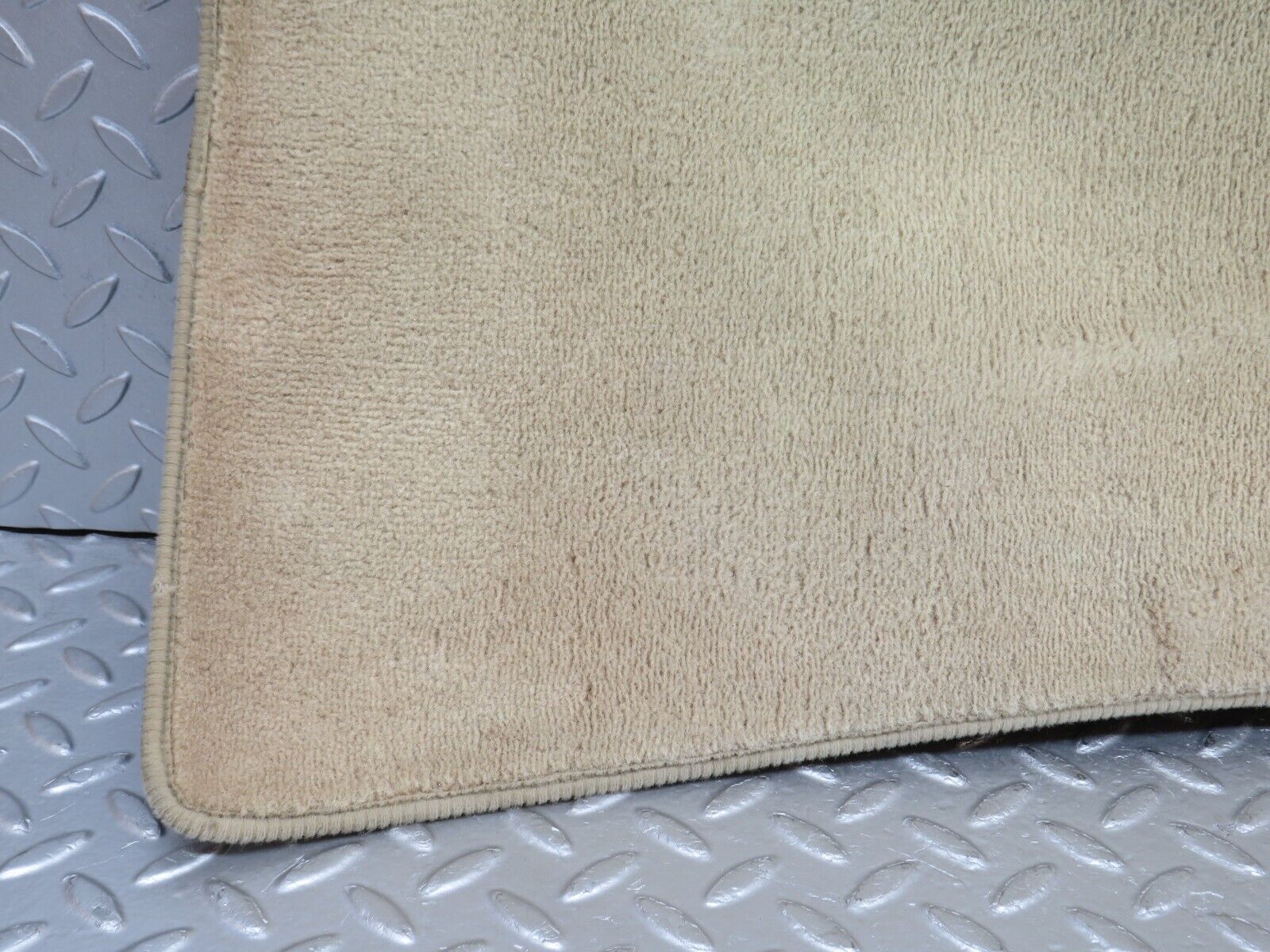 38375 Mercedes-Benz R129 280SL Coupe Front Left Floor Mat Beige