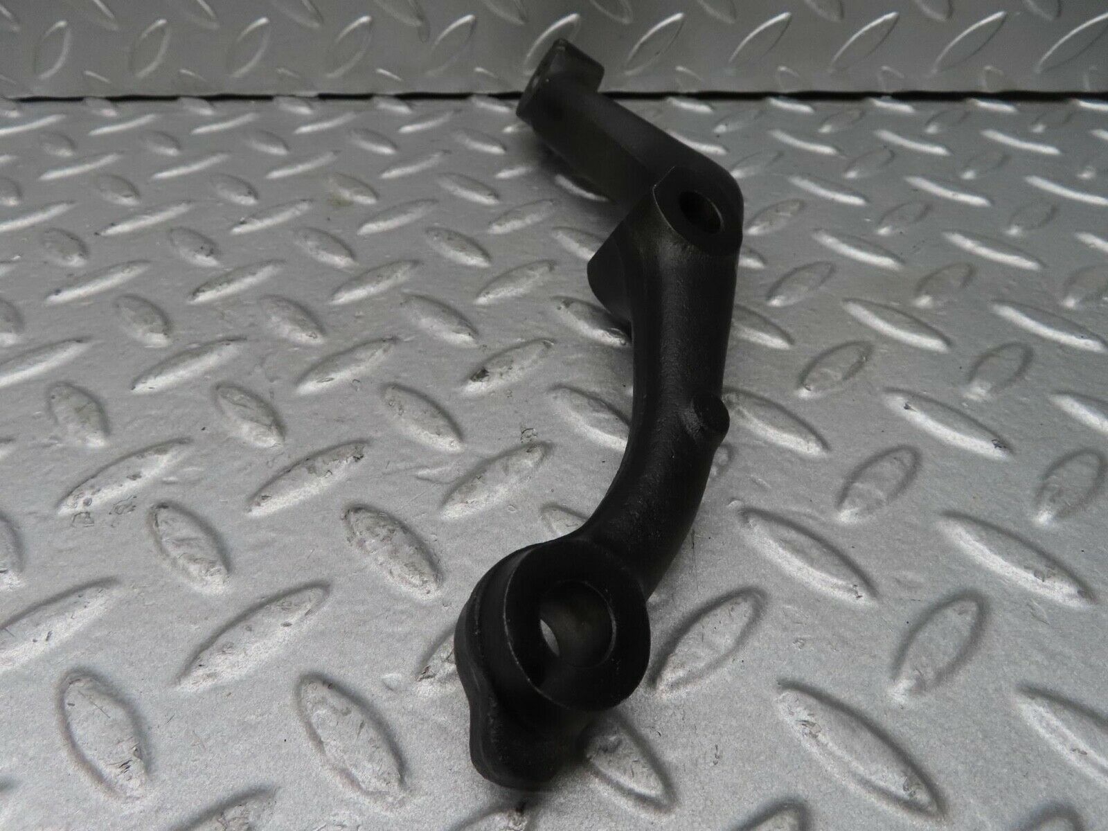 14465 Mercedes-Benz W116 350SE Front Axle Steering Arm Left