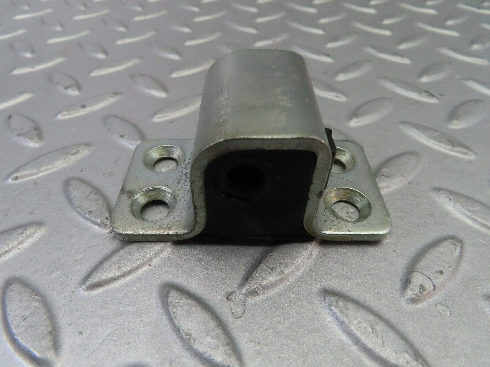 7721 Mercedes-Benz S123 230TE Wagon Door Lock Latch Left Side