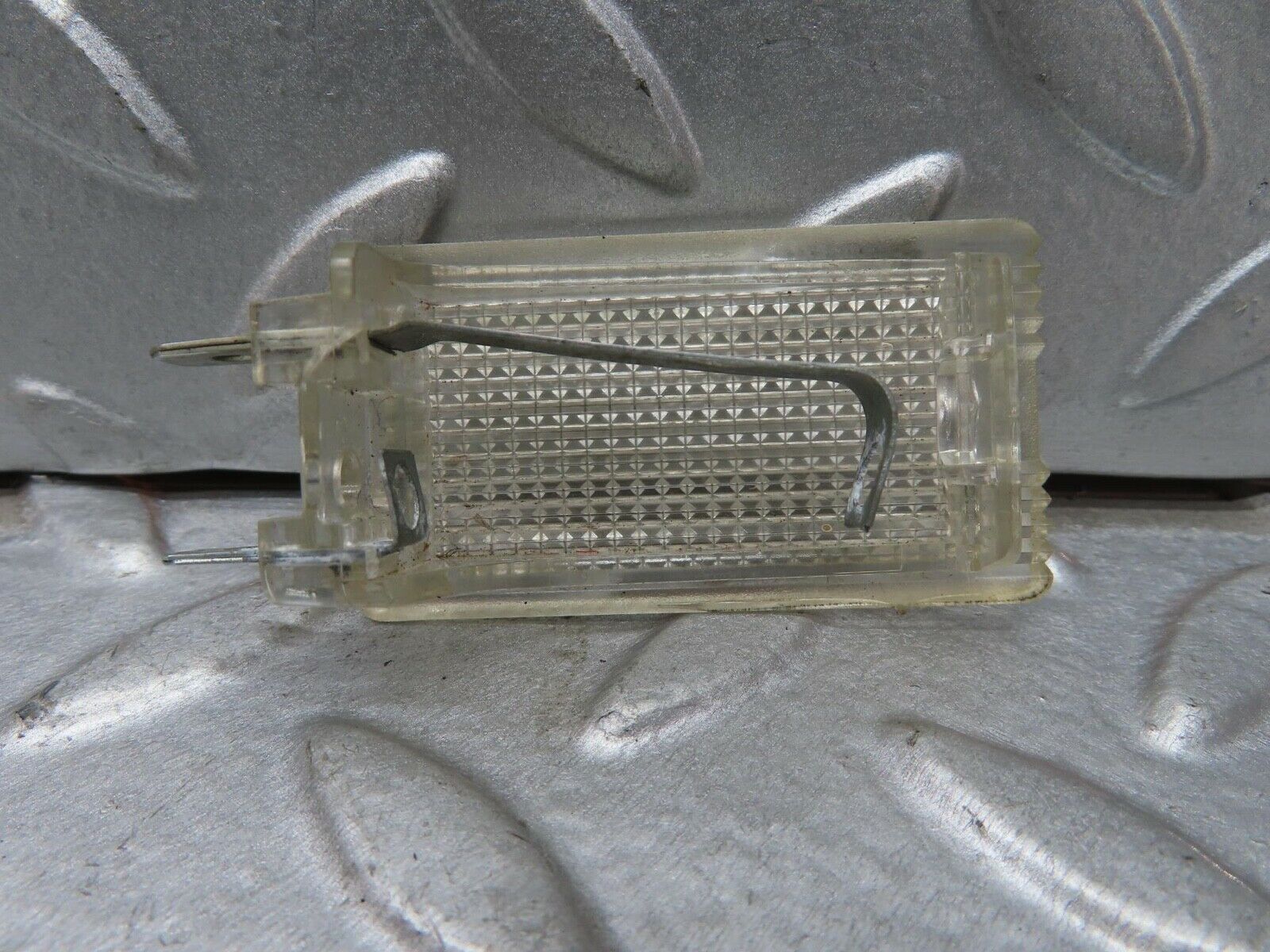 13675 Mercedes-Benz W123 200 Glove Box Light