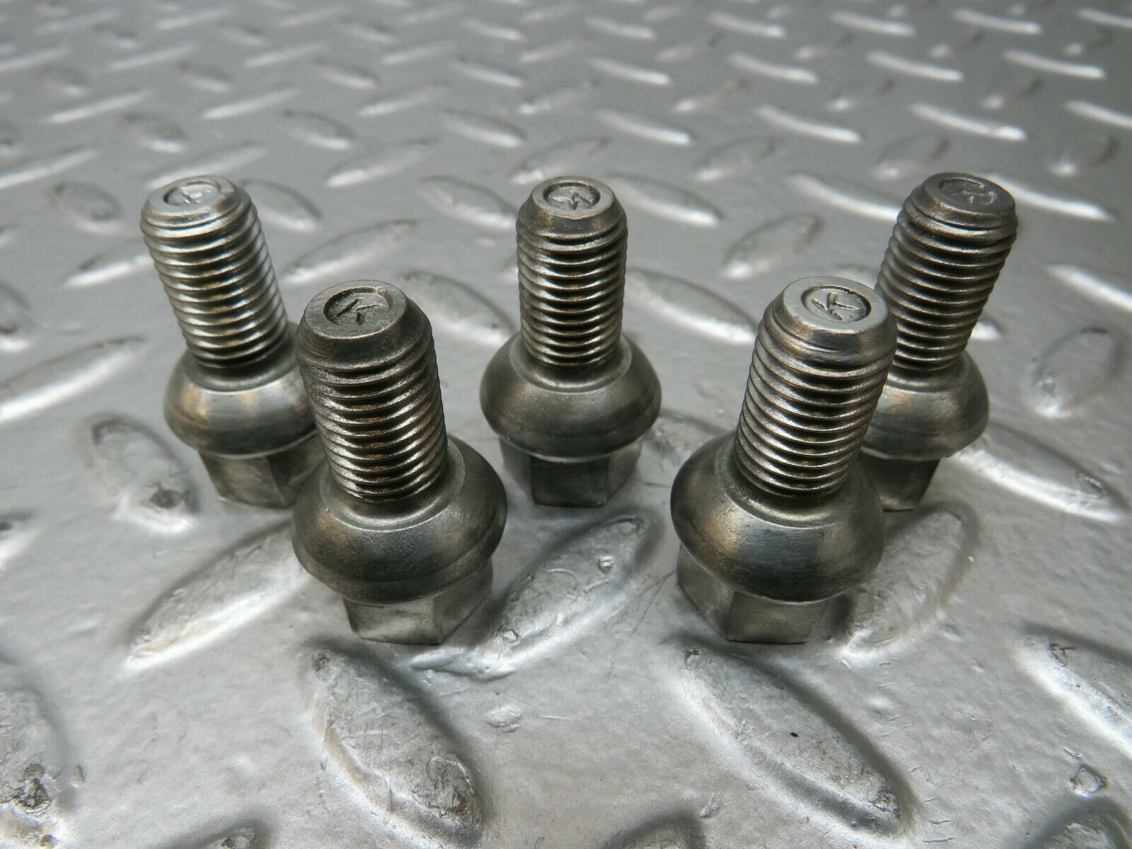 23604 Mercedes-Benz 5x Steel Wheel Lug Bolt M12x1.5