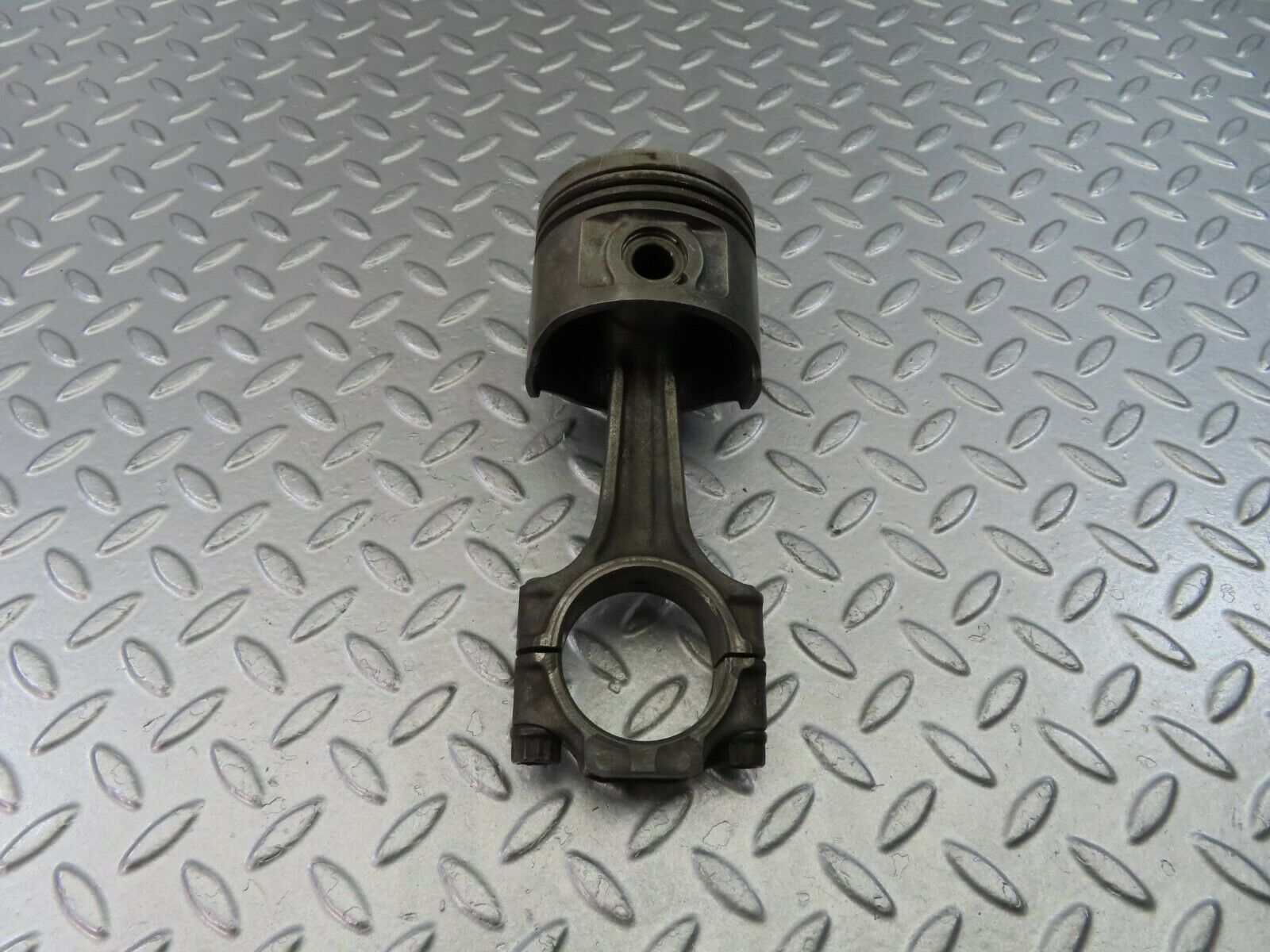 9889 Mercedes-Benz C123 280CE Coupe Piston With Connecting Rod 86.976 mm