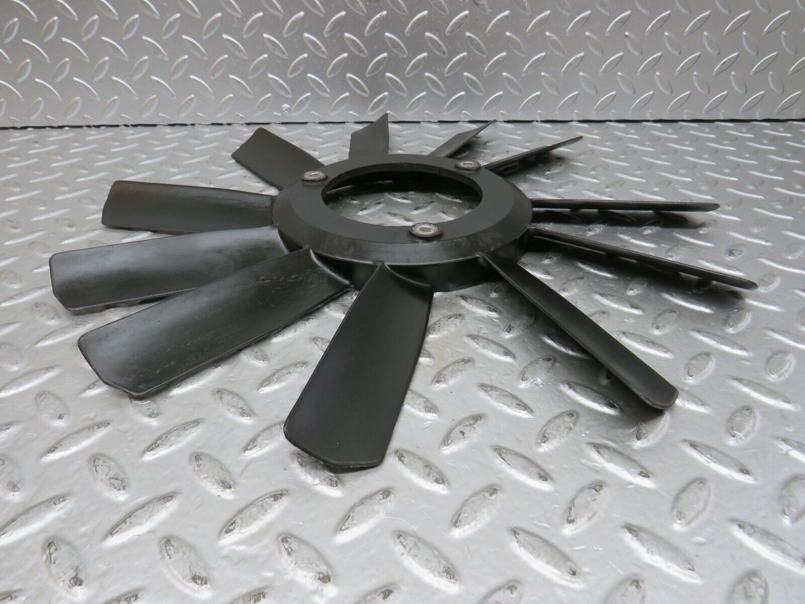 27377 Mercedes-Benz W123 280E Engine Cooling Fan 1102000123